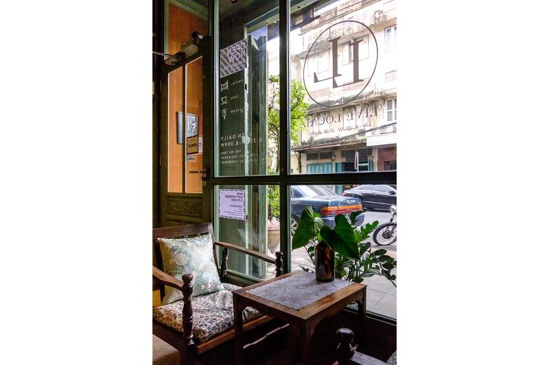 Live Local Cafe and Hotel 420 Cannabis Friendly - Lobi