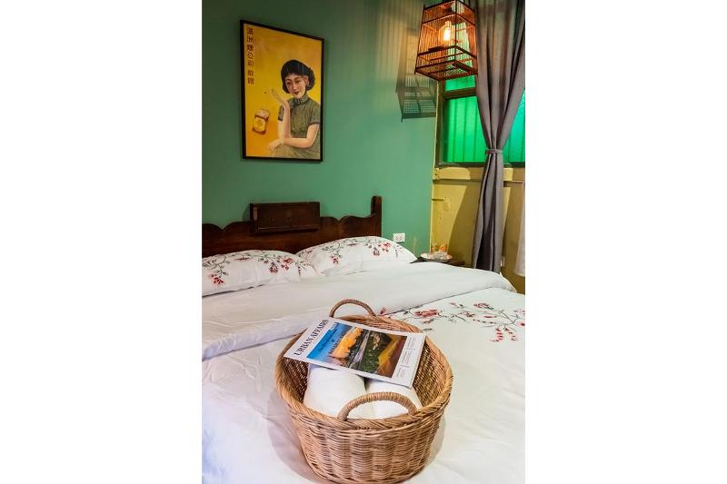 Live Local Cafe and Hotel 420 Cannabis Friendly - Oda