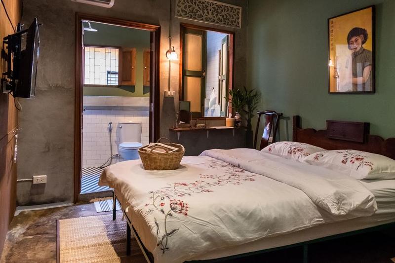 Live Local Cafe and Hotel 420 Cannabis Friendly - Oda