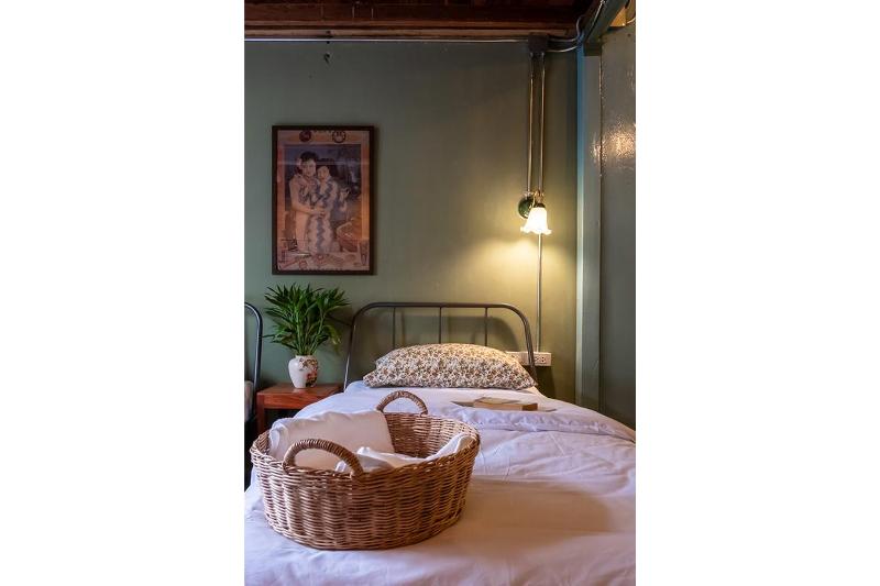 Live Local Cafe and Hotel 420 Cannabis Friendly - Oda