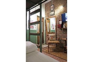 Live Local Cafe and Hotel 420 Cannabis Friendly fotoÄŸrafÄ±
