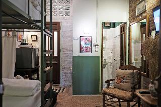 Live Local Cafe and Hotel 420 Cannabis Friendly fotoÄŸrafÄ±
