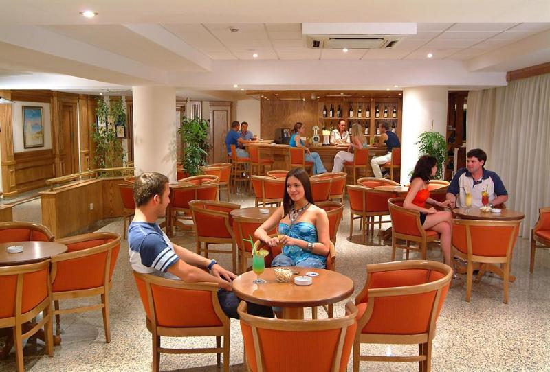 Nissiana Hotel and Bungalows - Bar