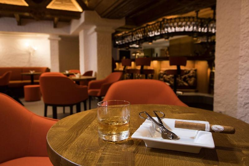 Traube Tonbach - Bar