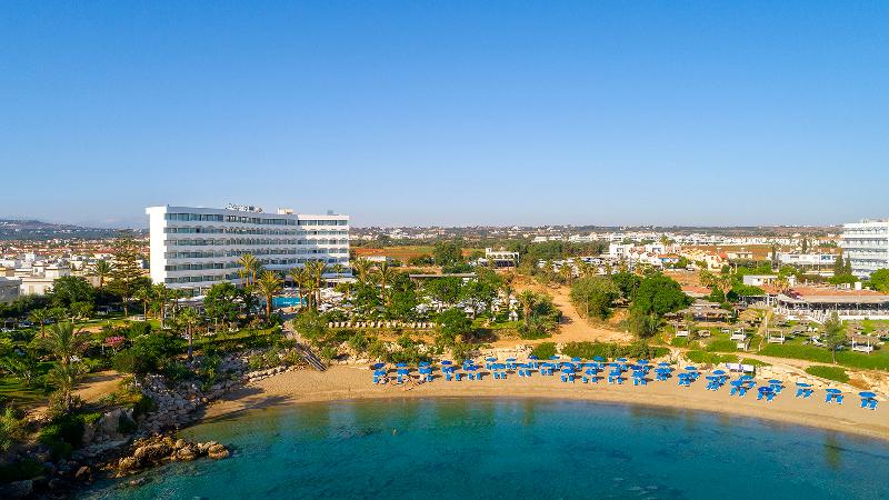 Crystal Springs Beach Hotel - Genel