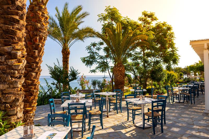 Crystal Springs Beach Hotel - Restoran