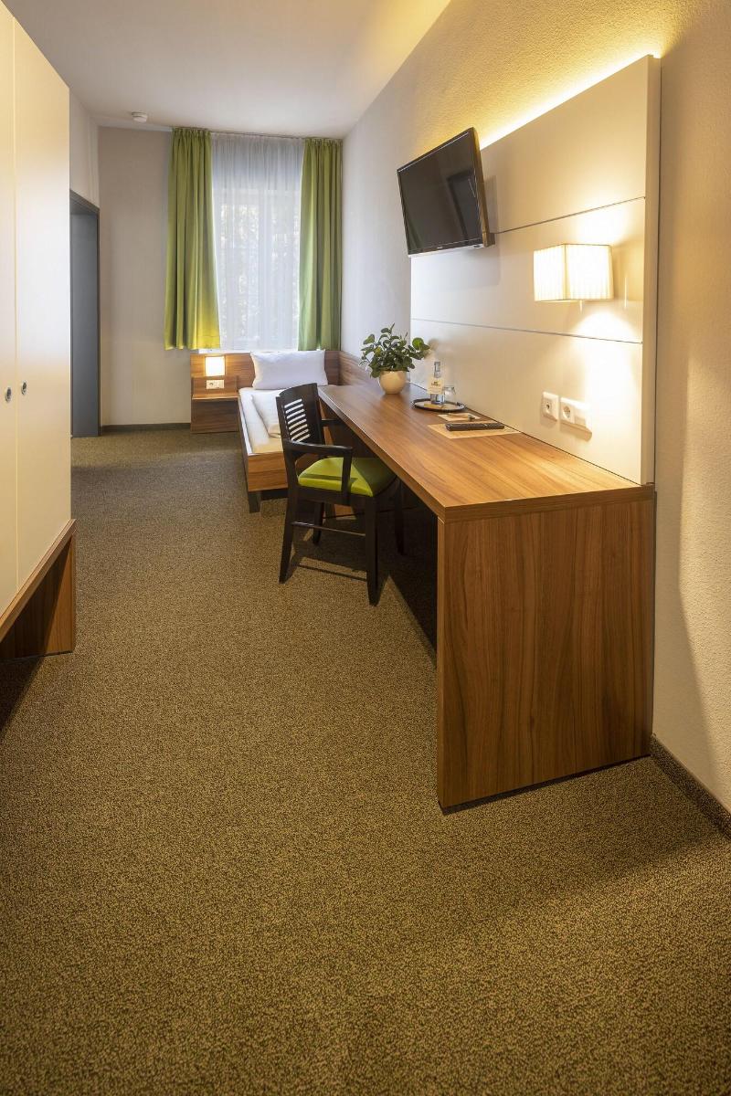 Riku Hotel Memmingen Hallhof - Oda