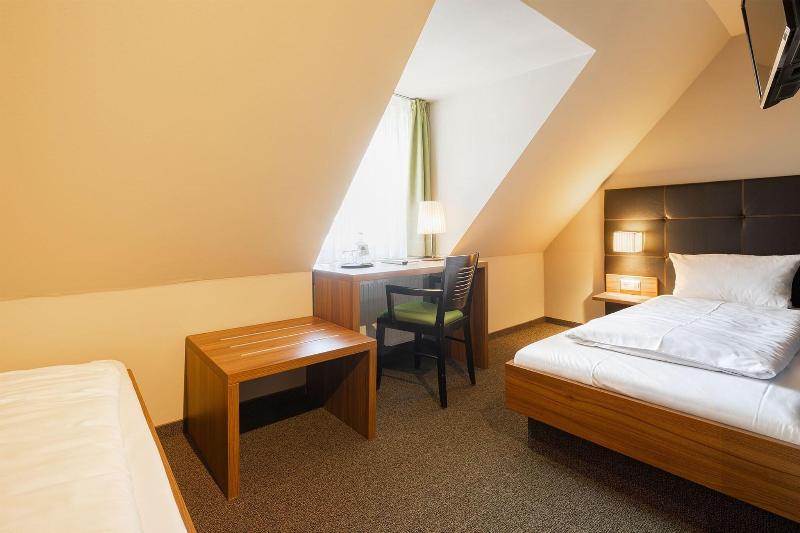Riku Hotel Memmingen Hallhof - Oda
