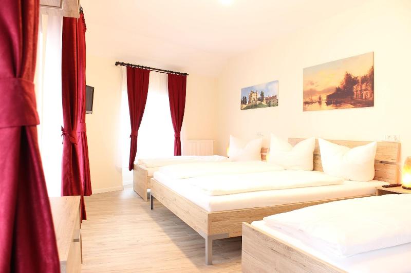 Garni City Hotel - Oda