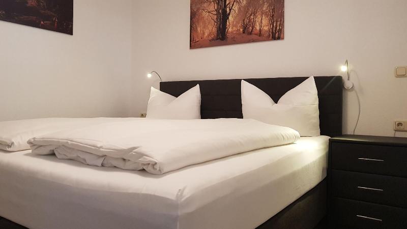 Garni City Hotel - Oda