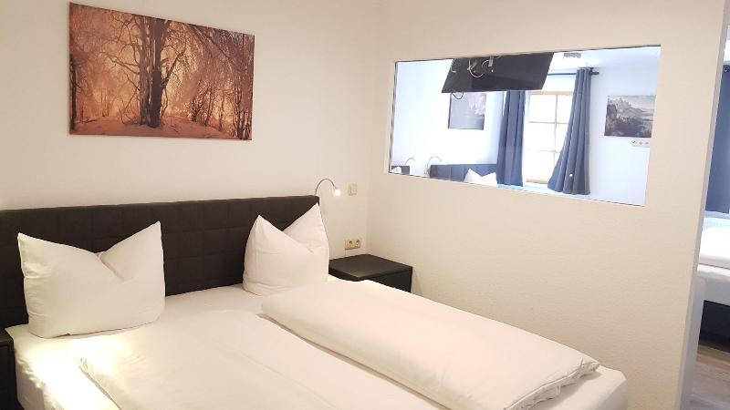 Garni City Hotel - Oda