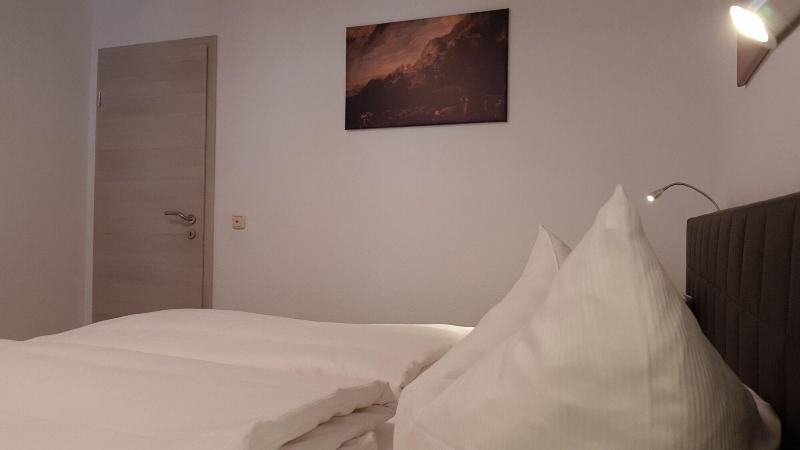 Garni City Hotel - Oda