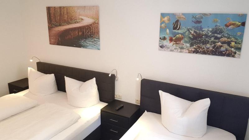 Garni City Hotel - Oda
