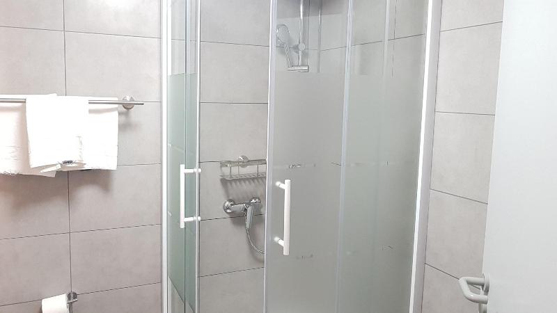 Garni City Hotel - Oda