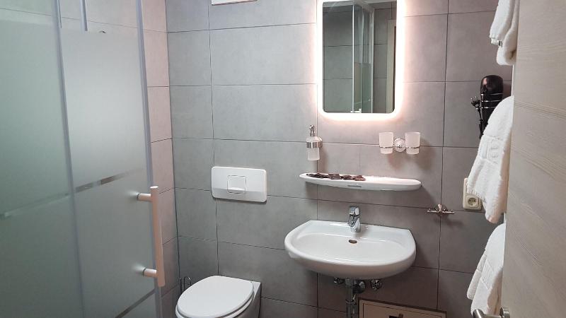 Garni City Hotel - Oda
