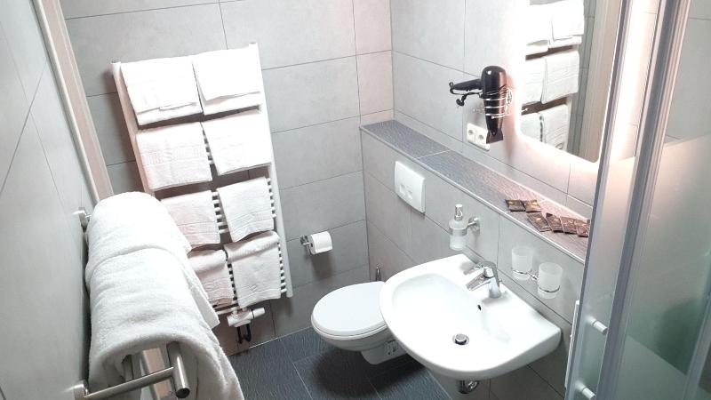 Garni City Hotel - Oda