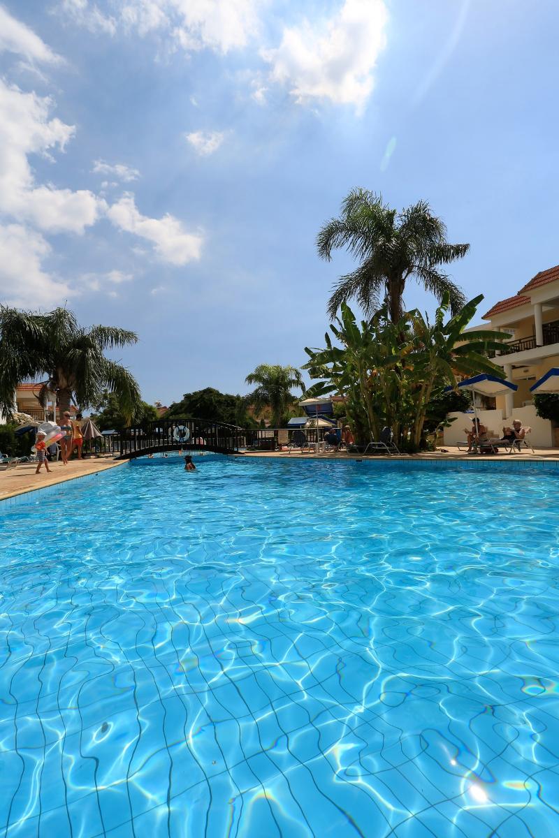 Sun Palace Protaras Waterpark Resort - Havuz