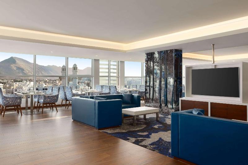 Wyndham Garden Muscat Al Khuwair - Bar