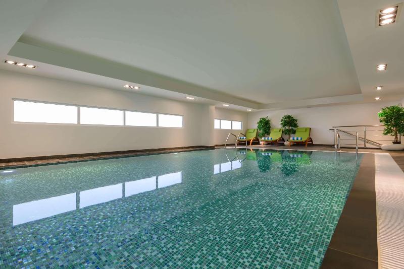 Wyndham Garden Muscat Al Khuwair - Havuz