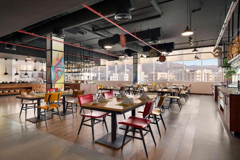 Wyndham Garden Muscat Al Khuwair - Restoran