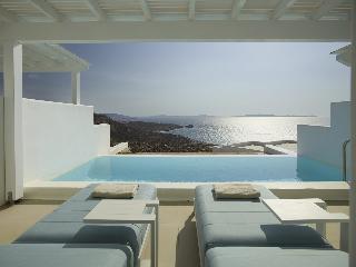 EPIC BLUE MYKONOS, LUXURY SUITES & VILLAS