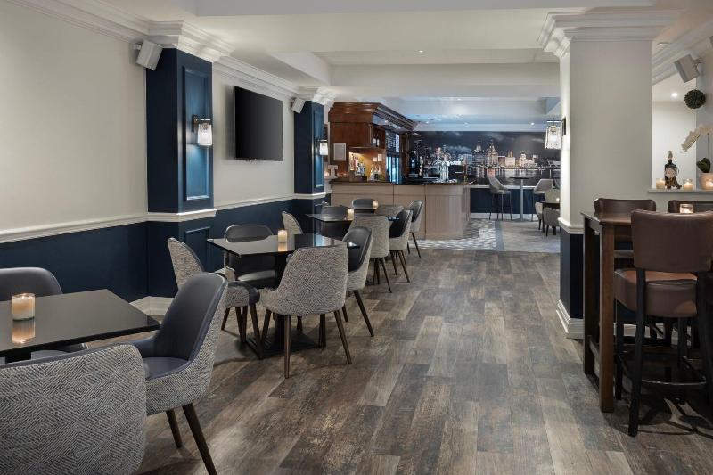Delta Hotels by Marriott Liverpool City Centre - Bar