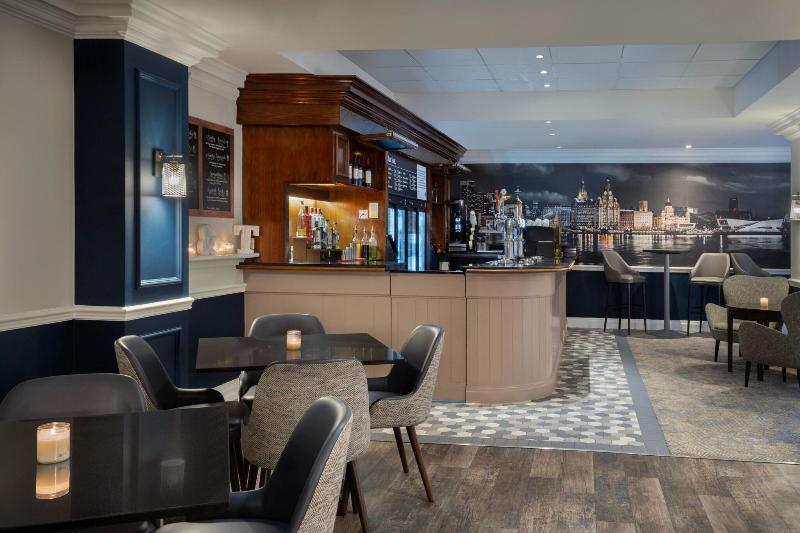 Delta Hotels by Marriott Liverpool City Centre - Restoran