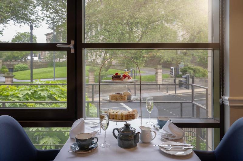Delta Hotels by Marriott Liverpool City Centre - Restoran