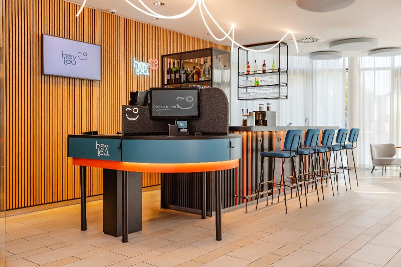 Hey Lou Hotel Hildesheim - Lobi