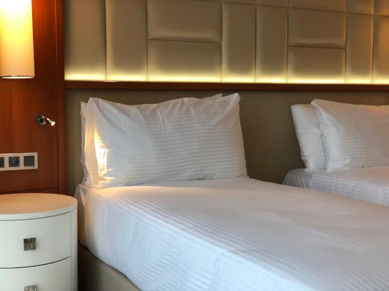 Grand Bellagio Batumi Convention & Casino Hotel - Oda