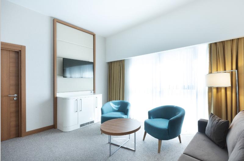 Grand Bellagio Batumi Convention & Casino Hotel - Oda