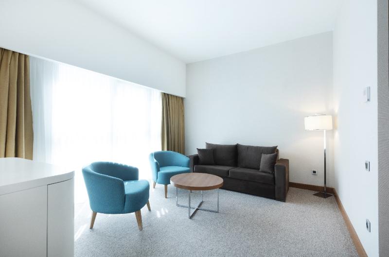 Grand Bellagio Batumi Convention & Casino Hotel - Oda
