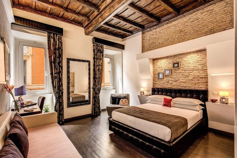 Piazza Di Spagna Comfort Rooms - Oda