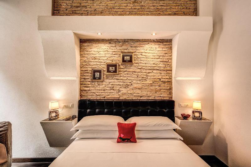 Piazza Di Spagna Comfort Rooms - Oda