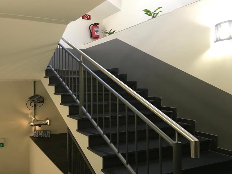 Cinehotel Maroni - Genel
