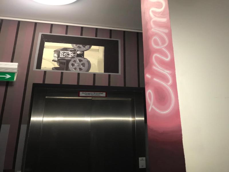 Cinehotel Maroni - Genel