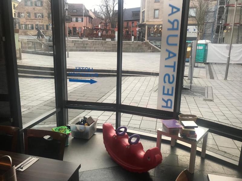 Cinehotel Maroni - Genel