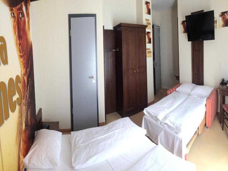 Cinehotel Maroni - Oda