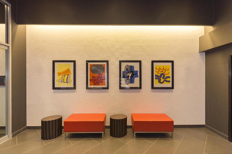 Edge Hotel - Lobi