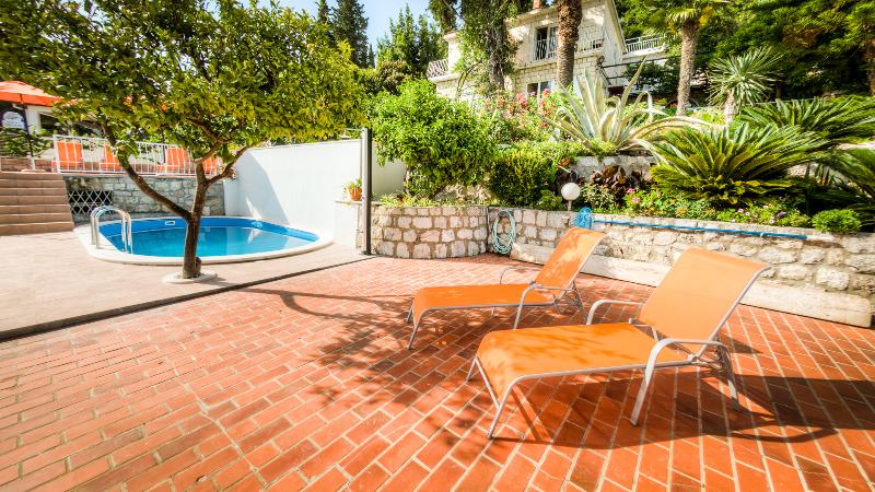 Guest House Villa Nina - Genel