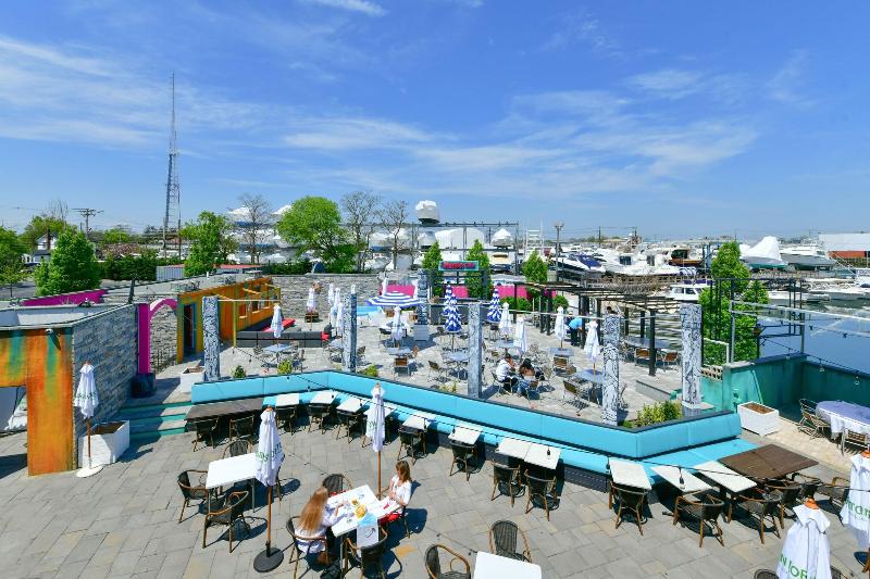 The Freeport Inn And Marina - Restoran
