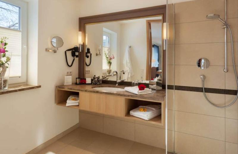 Villa Ludwig Suite Hotel - Oda