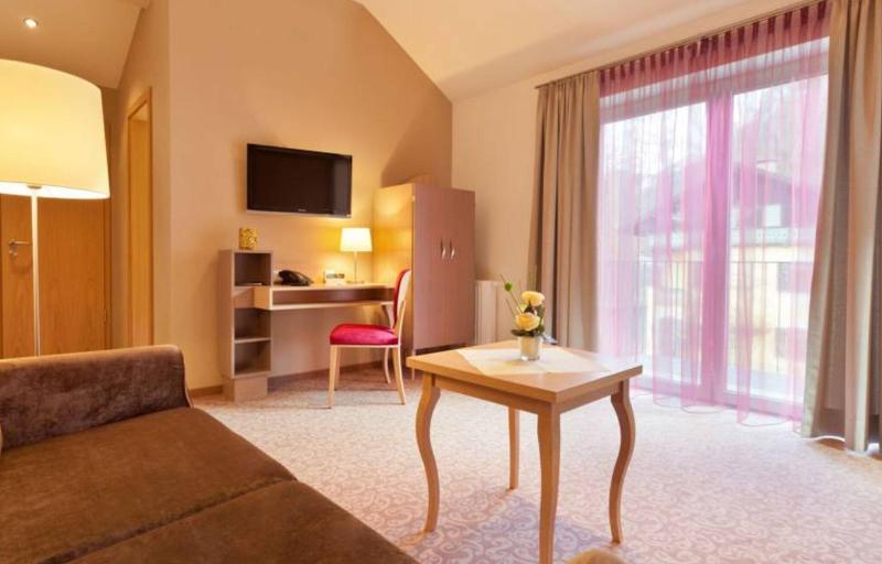 Villa Ludwig Suite Hotel - Oda