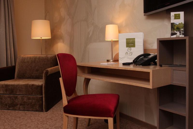 Villa Ludwig Suite Hotel - Oda