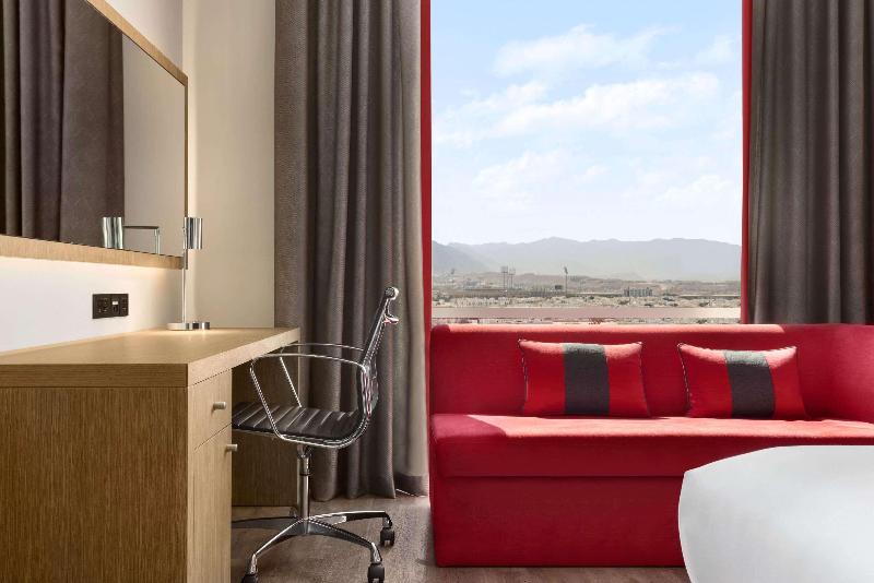 Ramada Encore By Wyndham Muscat Al-Ghubrah - Oda