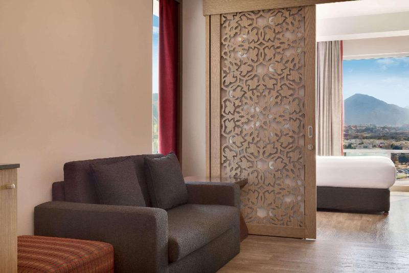 Ramada Encore By Wyndham Muscat Al-Ghubrah - Oda