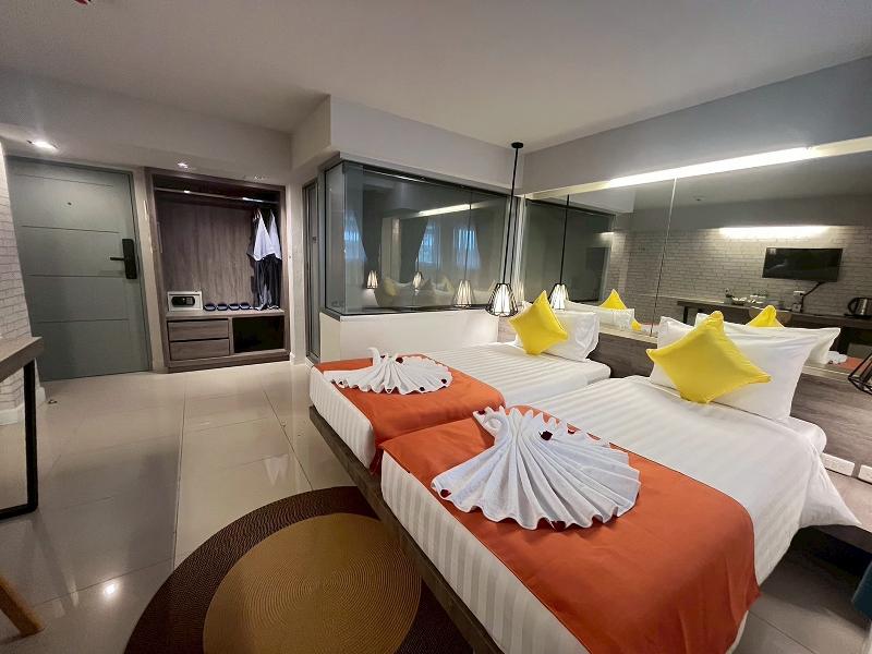 MORE Patong Hotel - Oda