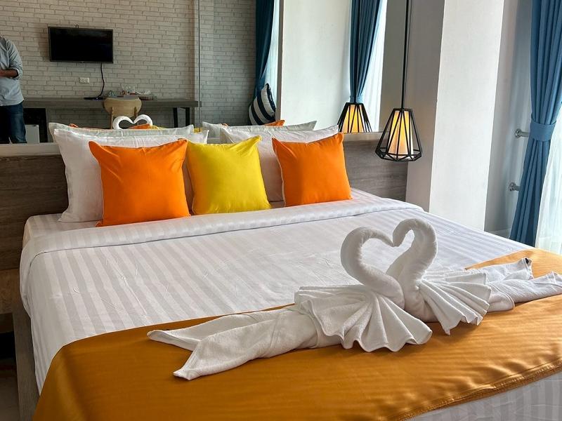 MORE Patong Hotel - Oda