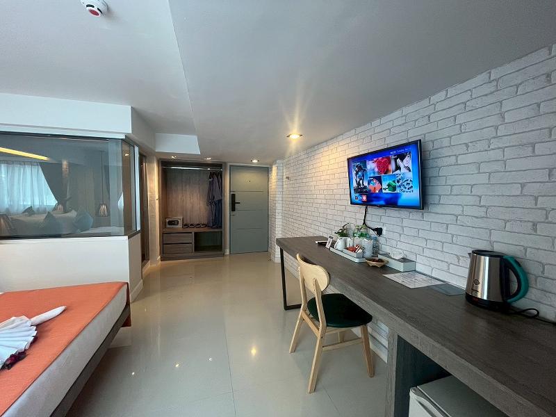 MORE Patong Hotel - Oda