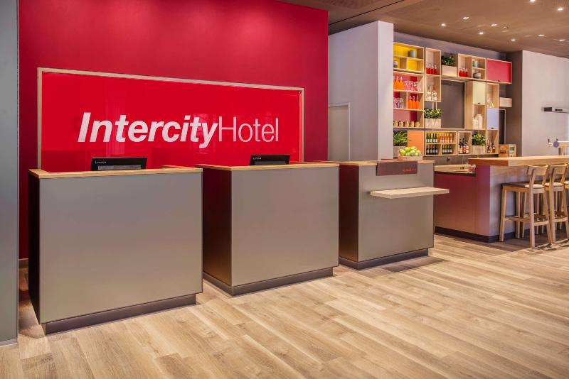IntercityHotel Hildesheim - Lobi